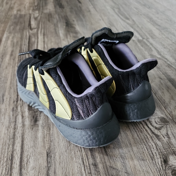 Men’s Adidas Sobakov Boost Core Black Gold Metallic Carbon D98155 size 8.5 - Picture 4 of 8